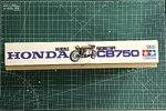 Tamiya Honda CB750 Four-Racing Type Kit No. 16003-7000 (Box_2).jpg
