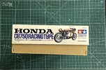 Tamiya Honda CB750 Four-Racing Type Kit No. 16003-7000 (Box_5).jpg