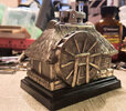 Corona House Music Box Lighter 02.jpg