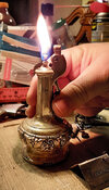 Ronson Decanter White Gold 2 04 Lit.jpg