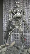Endoskeleton - Terminator 2 3D - Universal Studios - Hollywood - Attraction Store Window - 008.jpg