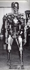 T1 - Endoskeleton - Stan Winston Studios - Chromed Animatronic - 004 - B&W.jpg