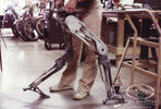 T1 - Endoskeleton - Stan Winston Studios - Kit - Legs - 036.jpg