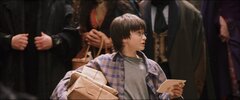 Harry Potter and the Sorcerer's Stone.mkv_snapshot_00.26.48_[2024.11.13_18.30.21].jpg