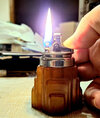 Ronson New Yorker Butterscotch 03 Lit.jpg