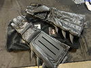 batman gloves 1.jpg