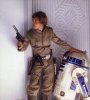 Empire-Strikes-Back-Scale-Shot-Luke-R2-2.jpg