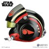 Star_Wars_Poe_Dameron_X-Wing_Helmet_03.jpg