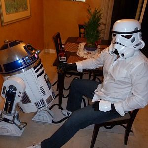 TK-2152 Drinking with R2