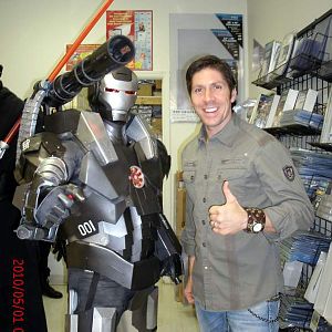 Oh yea that me with Ray Park