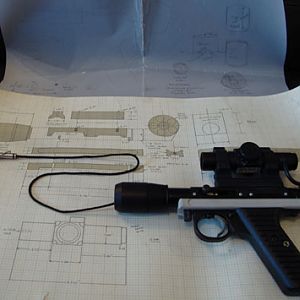 GoldenEye Piton Gun with original Blueprint
