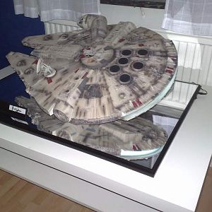 SW Millenium Falcon