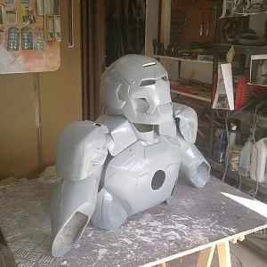 mark 8 real armor cosplay  iron man made dany bao 2012 venice it face book profile dany bao (3)