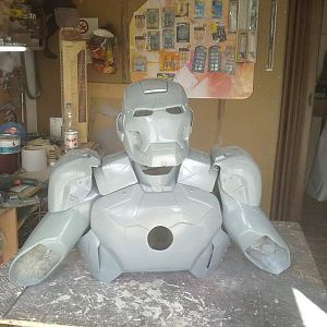 mark 8 real armor cosplay  iron man made dany bao 2012 venice it face book profile dany bao (4)