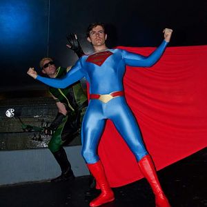 Smallville Season 11 Superman saves Green Arrow