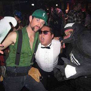 Luigi, Venom, Psy