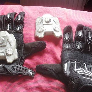 Gloves to be used.