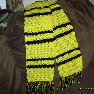 Hufflepuff crochet scarf