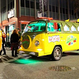 TMNT, TMNT VAN, TURTLE VAN, PARTY WAGON, TEENAGE MUTANT NINJA TURTLES, TEENAGE MUTANT NINJA TURTLE VAN, TMNTVAN.COM