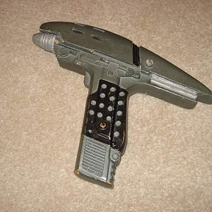 I obtained this copy of a Star Trek:VI Assault Phaser many many years ago. I believe the colour scheme to be way off. I think in time I may start a fr