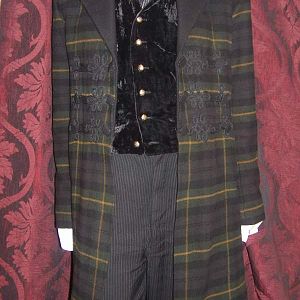 This is my version of the tartan frock coat worn at the end of the movie on the bridge