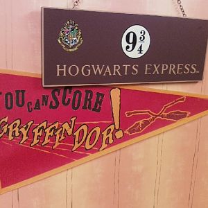 Platform 9 3/4 sign and Gryffindor Pennant