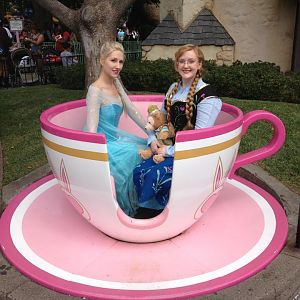 "Iced Tea" with my friend Laura as Anna, at Disneyland 's Rock Your Disney Side event.