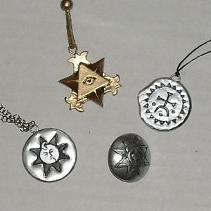 Hellboy Talismans; Edel Mischrasse, resurrection amulet, Cornelius Agrippa's charm, Bishop Zrinyi's Button,