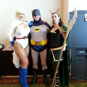 cosplay friends