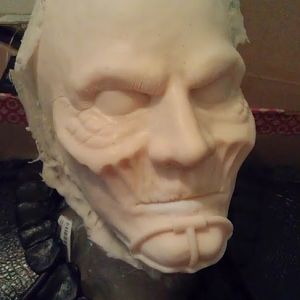 full mask pull. Silicone.