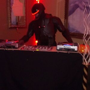 Robo DJ