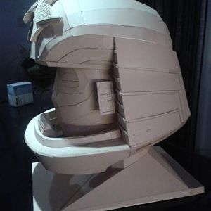 finished helmet 04