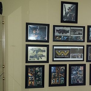 Aliens cast framed