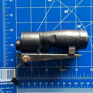 M.H.R. CO.
Telescope, M19
Serial # 19867
1942

1942 US Military M19 Telescope with original mount.  Optics are clear - minor dust - reticle intac