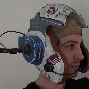 A Wing Pilot Helmet 8