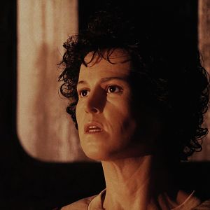 wax Sigourney Weaver (2)