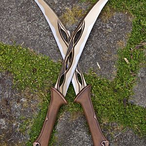 Tauriel's Daggers from The Hobbit