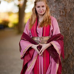 Cersei Lannister - Season 1 - Game of Thrones
Cos & Effect 2012
Photo by Clint Hay / Marmbo