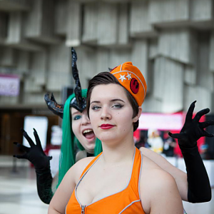 My Little Pony - Queen Chrysalis
Sakuracon 2014
with pin-up X-wing fighter (http://light-as-a-heather.tumblr.com/)
Photo by - Clint Hay / Marmbo