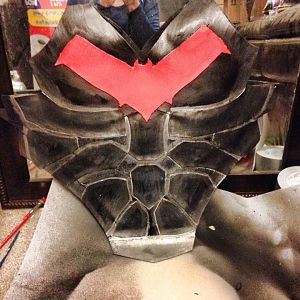 Here is a final image showing the detail painting for my red hood front Armor