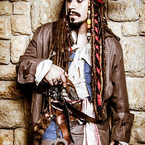 Jack Sparrow (Pirates of the Caribbean)

Cosplay by: Manuslater
Photo: Mauricio Plaza (La Sopa)