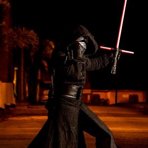 Kylo Ren (Star Wars The Force Awakens)

Cosplayer: Manuslater (Enmanuelle D'Onofrio)
Cosplay by: Manuslater (Enmanuelle D'Onofrio)

Photo: Mauric