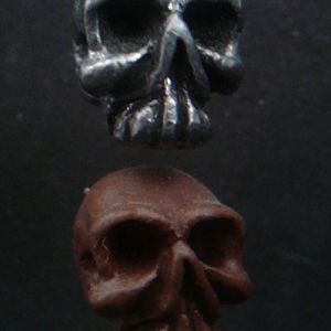 Skull Key Chain Charm
Chavant Y-2 Klay. Cast in pewter