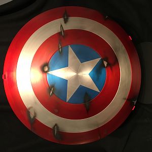 Captain America "The First Avenger" Battle Shield
Shield by phebert
Paint and weathering by Artisan FX displayed in custom Artisan FX shield base