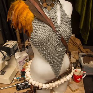 Basic Chainmail top and necklace

Testing some combinations