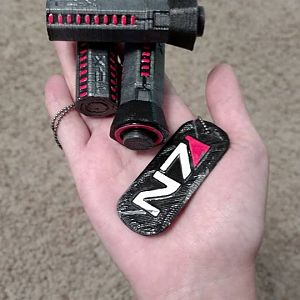 N7 dog tag and thermal clips (clips designed by StarJeff, dog tag... I can't remember, there are multiple versions by different people)