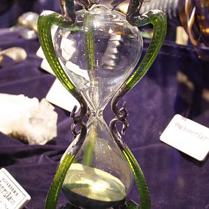 Slughorns hourglass