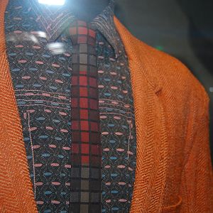 deckard's costume,shirt and tie