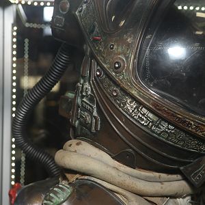 Alien - Kane Space Suit