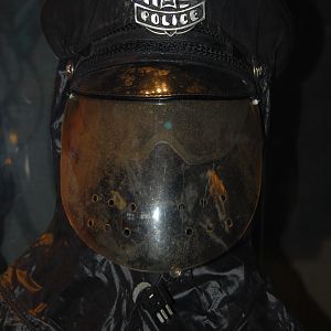 police man cap/helmet and badge